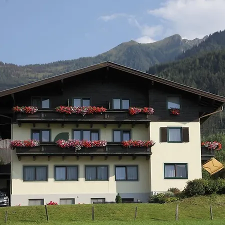 Bergblick 3* カプルーン